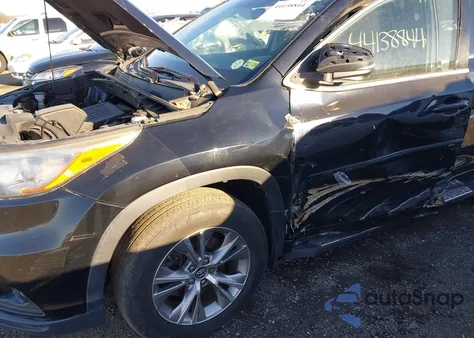 2016 Toyota Highlander Le Plus V6 из США, поврежденный, VIN 5TDBKRFH4GS327495